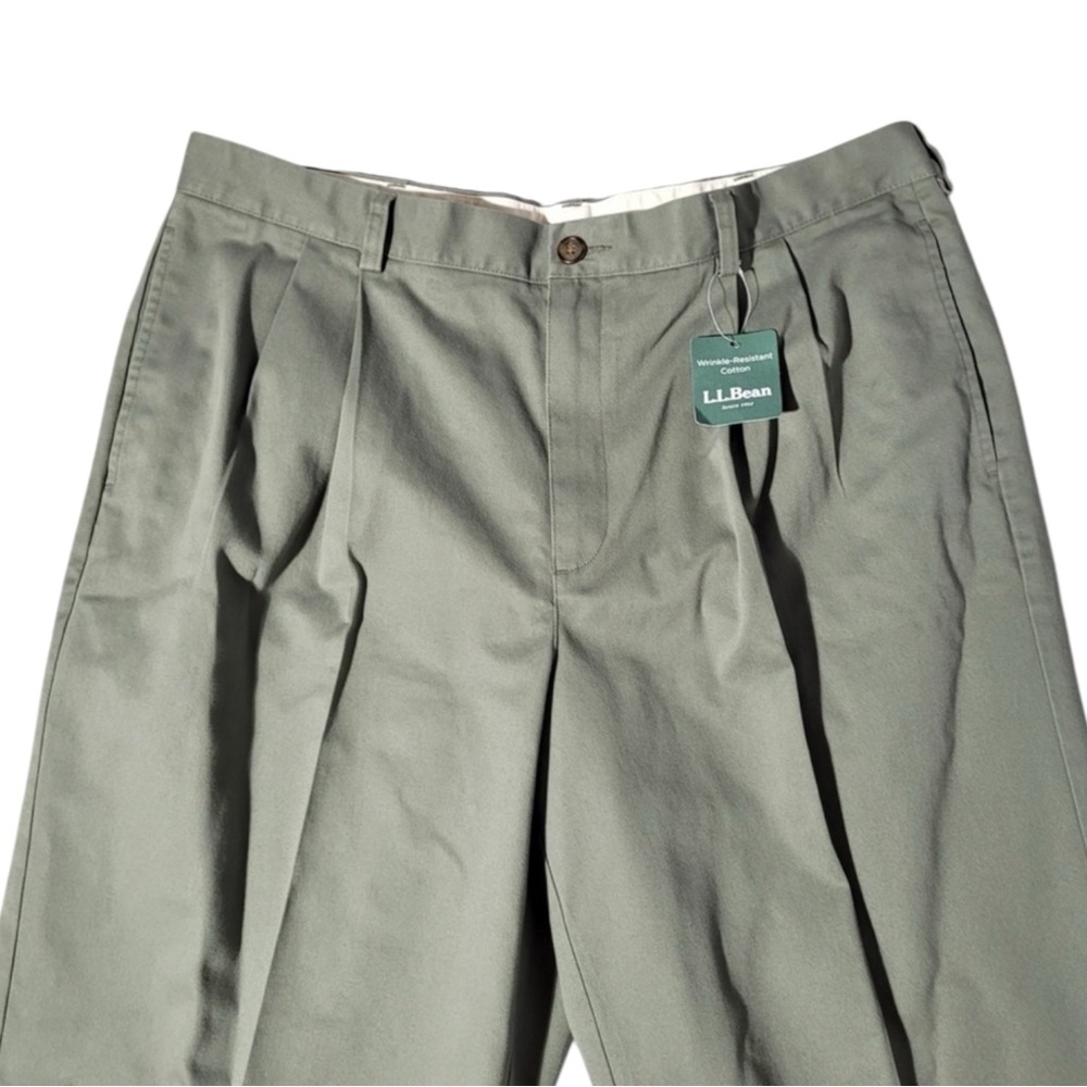 L.L. BEAN NWT Natural Fit Chino Pants in Olive Green Size 37 x 36 — NWT - Picture 3 of 9